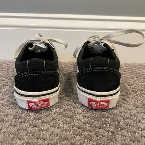 Youth size 2 black Vans